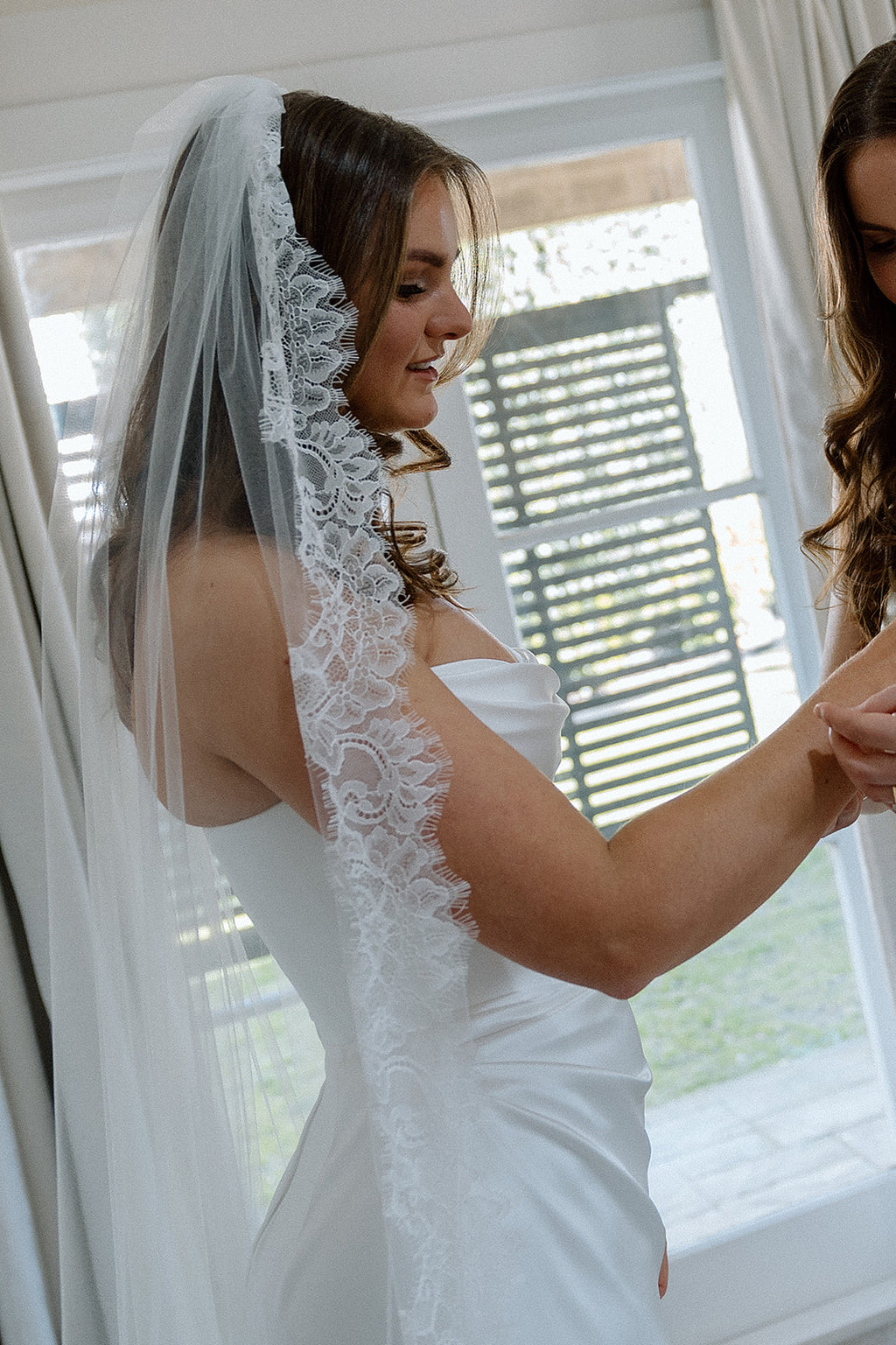 Demi Veil with Chantilly Lace