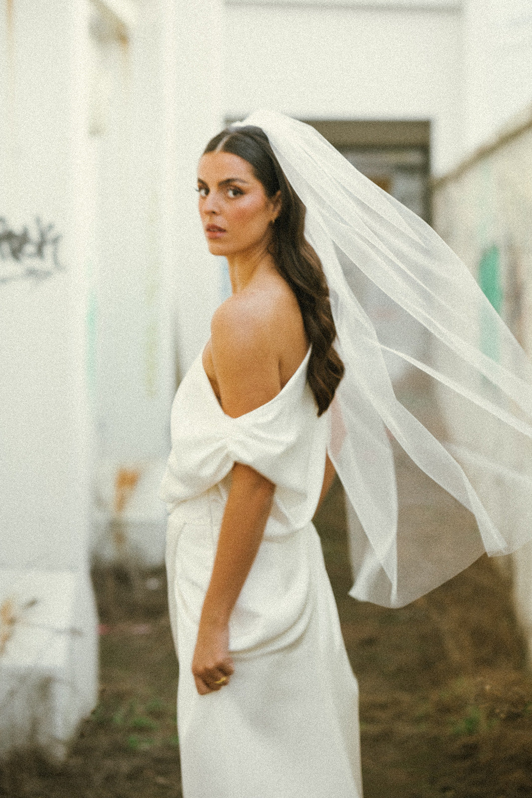 Minnie Veil